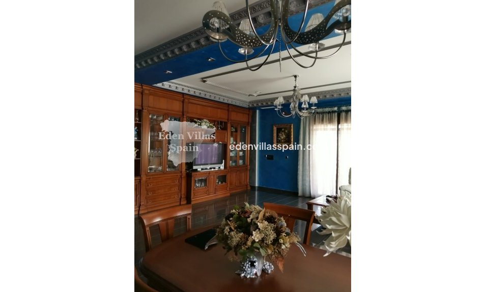 Resale - Country House - Rafal