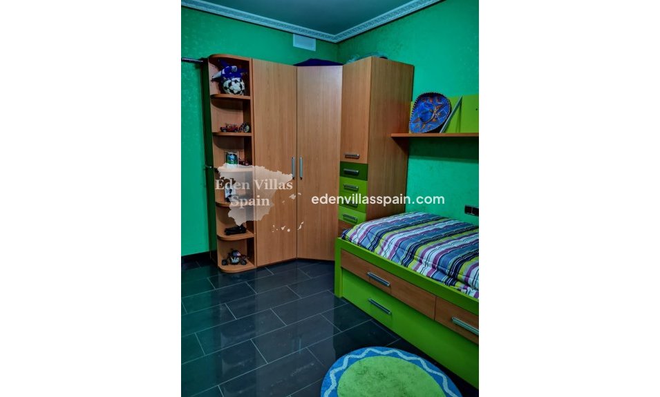 Resale - Country House - Rafal