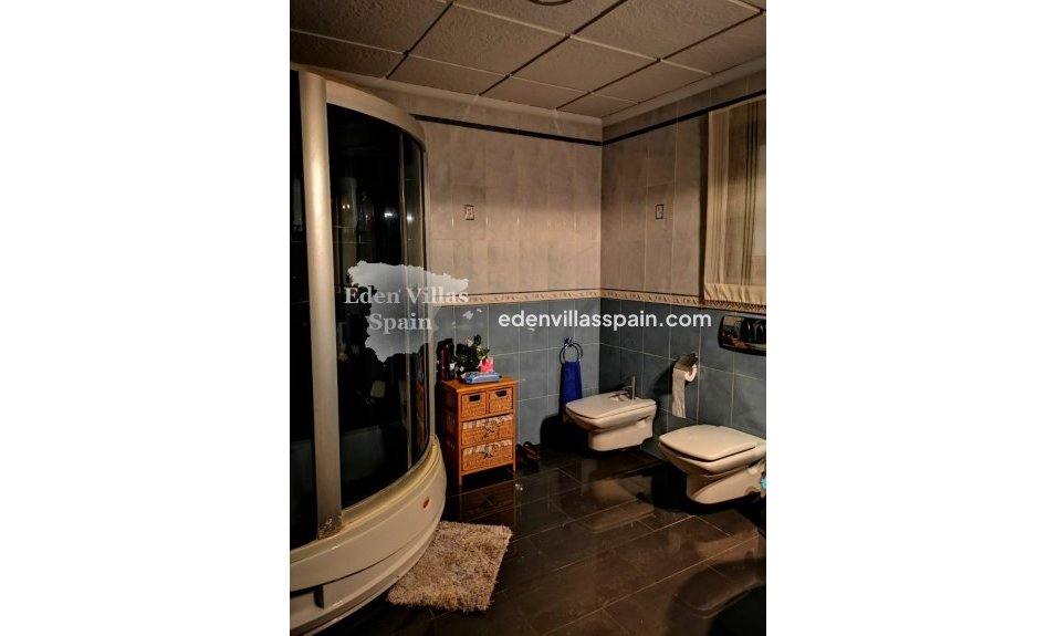 Resale - Country House - Rafal