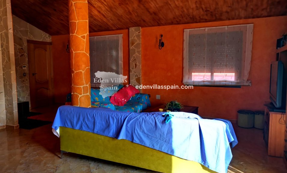 Resale - Country House - Rafal