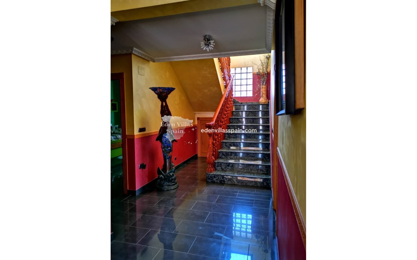 Resale - Country House - Rafal