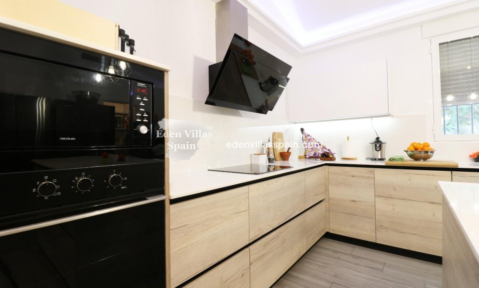 Resale - Country House - Santa Pola