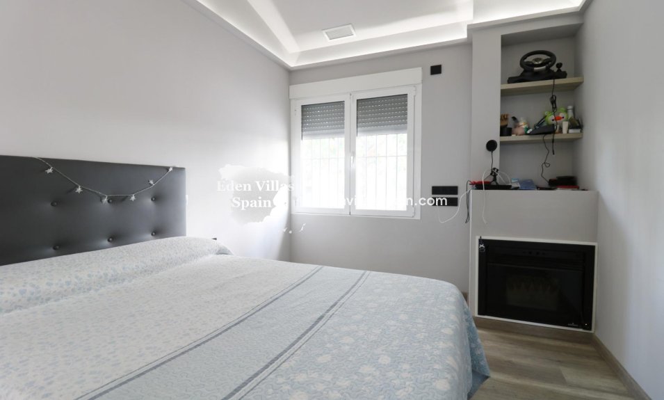 Resale - Country House - Santa Pola