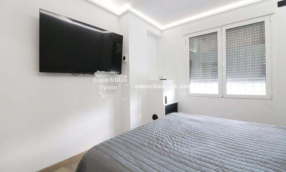 Resale - Country House - Santa Pola