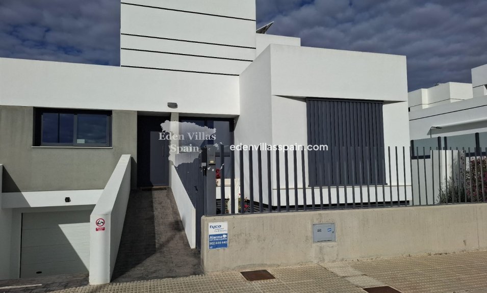 Resale - Town House - Dolores