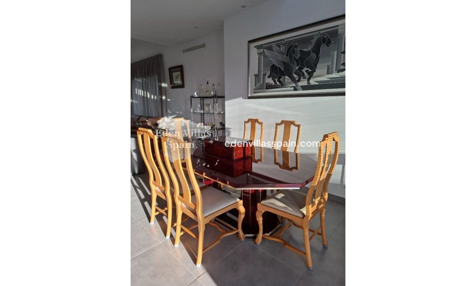 Resale - Town House - Dolores