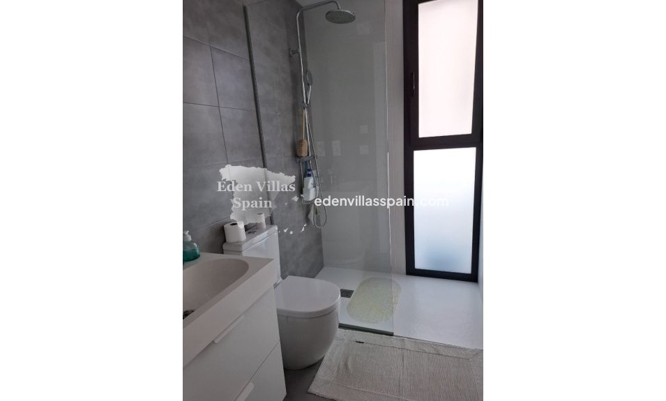 Resale - Town House - Dolores