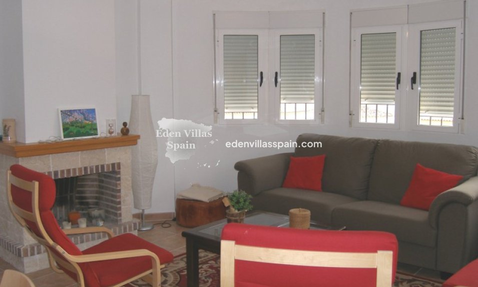 Resale - Urbanisation detached Villa - Castalla