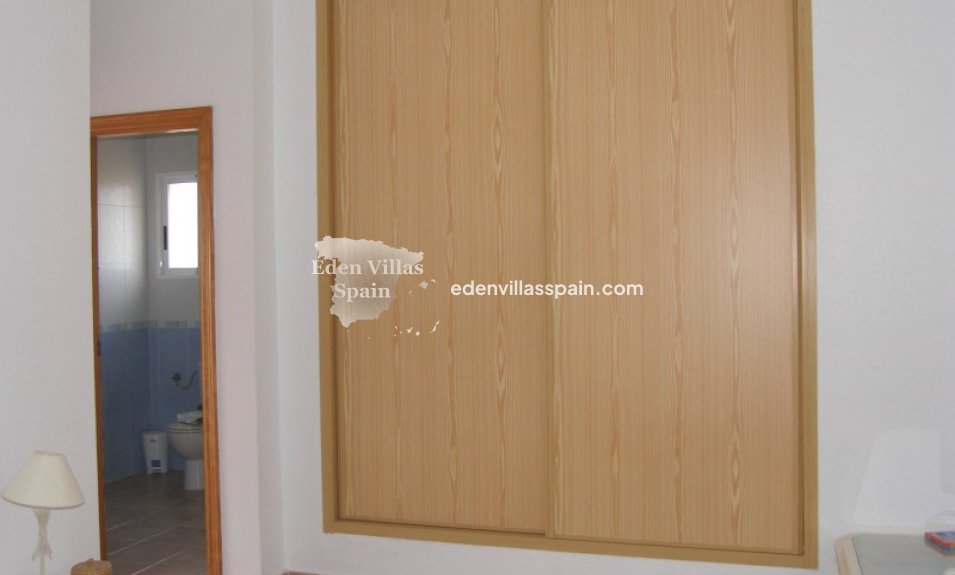 Resale - Urbanisation detached Villa - Castalla