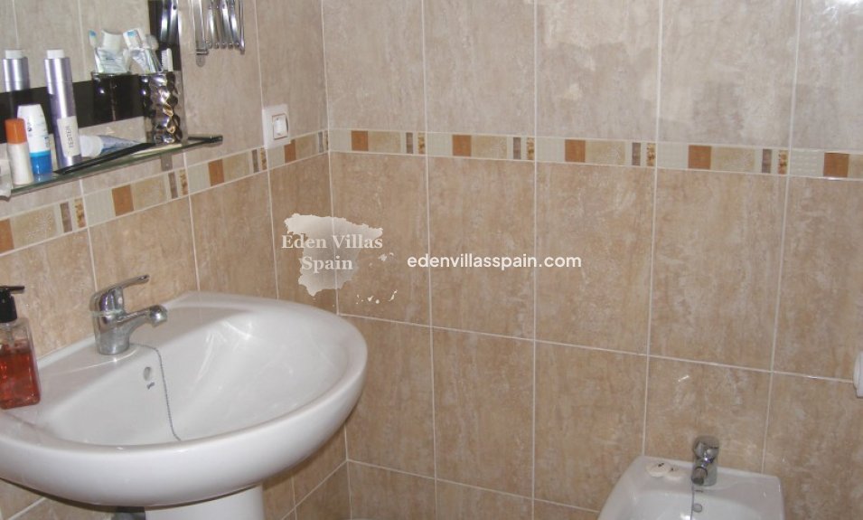 Resale - Urbanisation detached Villa - Castalla