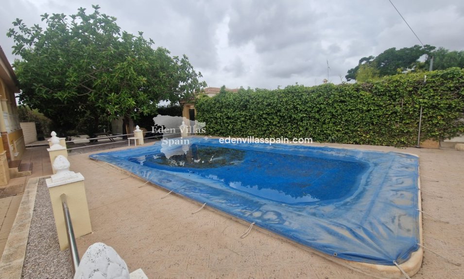 Resale - Urbanisation detached Villa - La Marina