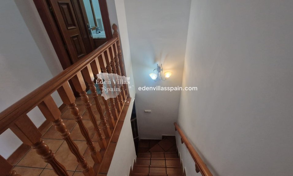 Resale - Urbanisation detached Villa - La Marina
