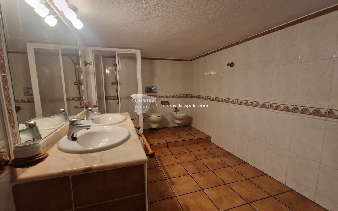 Resale - Urbanisation detached Villa - La Marina