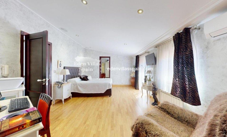 Revente - Maison de campagne - Elche