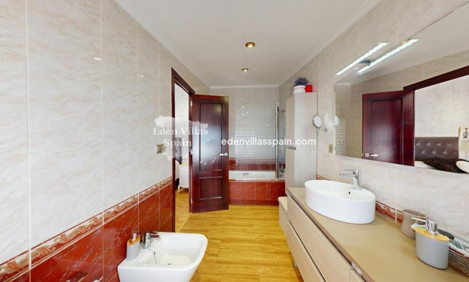 Revente - Maison de campagne - Elche