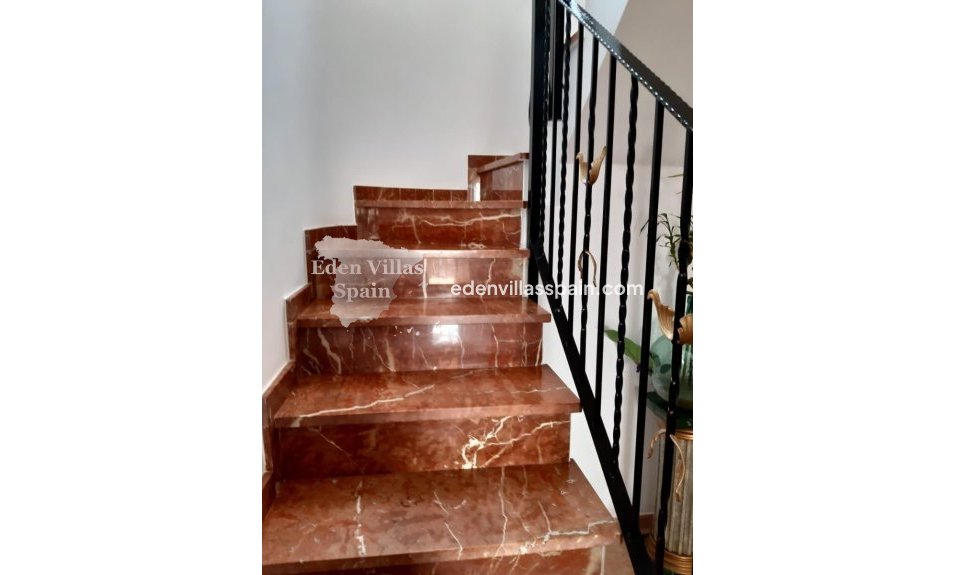 Revente - Maison de campagne - Elche