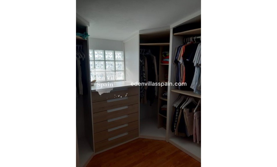 Revente - Maison de campagne - Elche