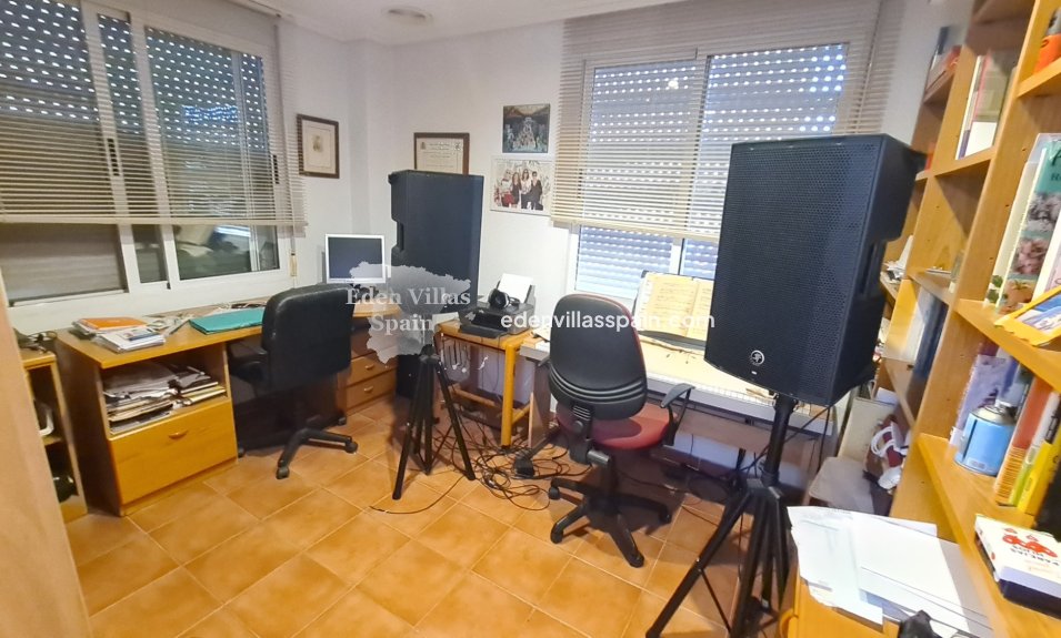 Revente - Maison de campagne - Santa Pola