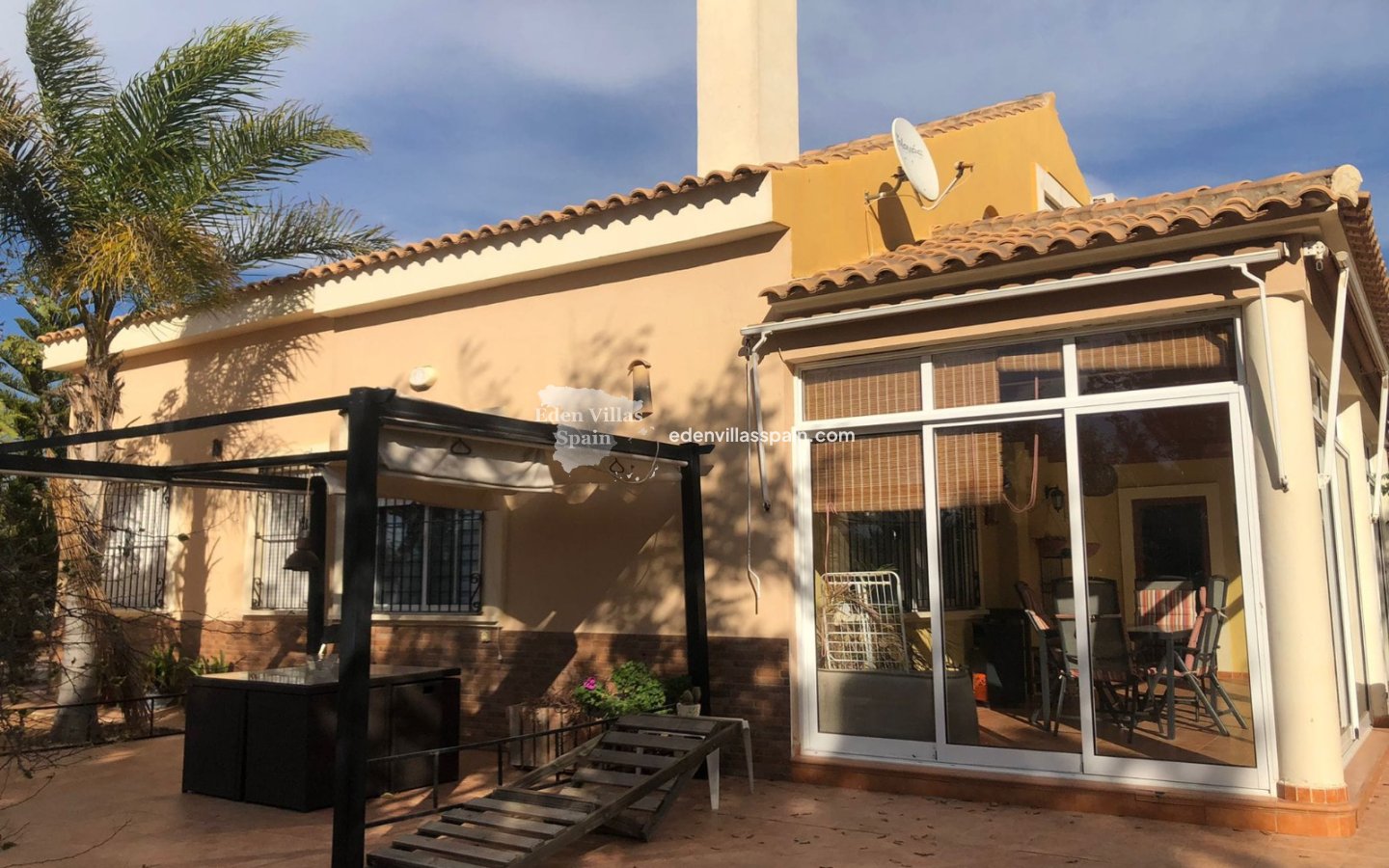 Revente - Maison de campagne - Santa Pola