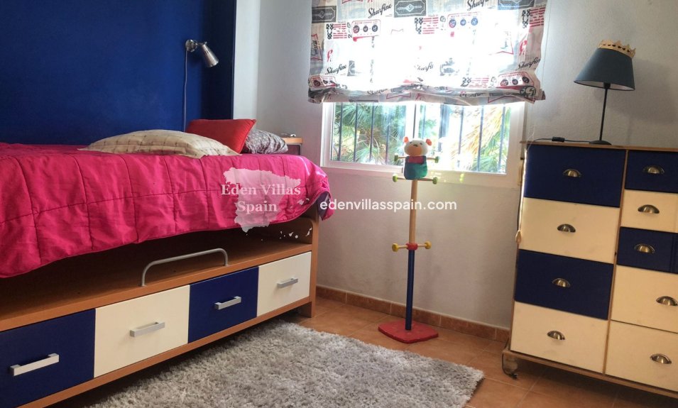 Revente - Maison de campagne - Santa Pola