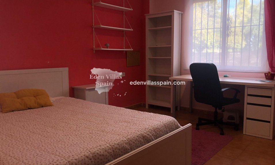 Revente - Maison de campagne - Santa Pola