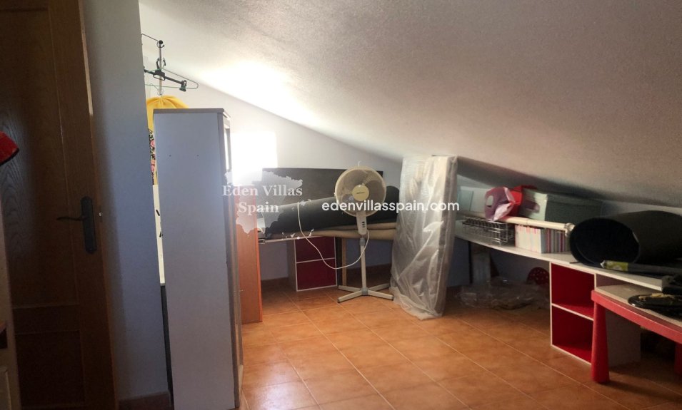 Revente - Maison de campagne - Santa Pola