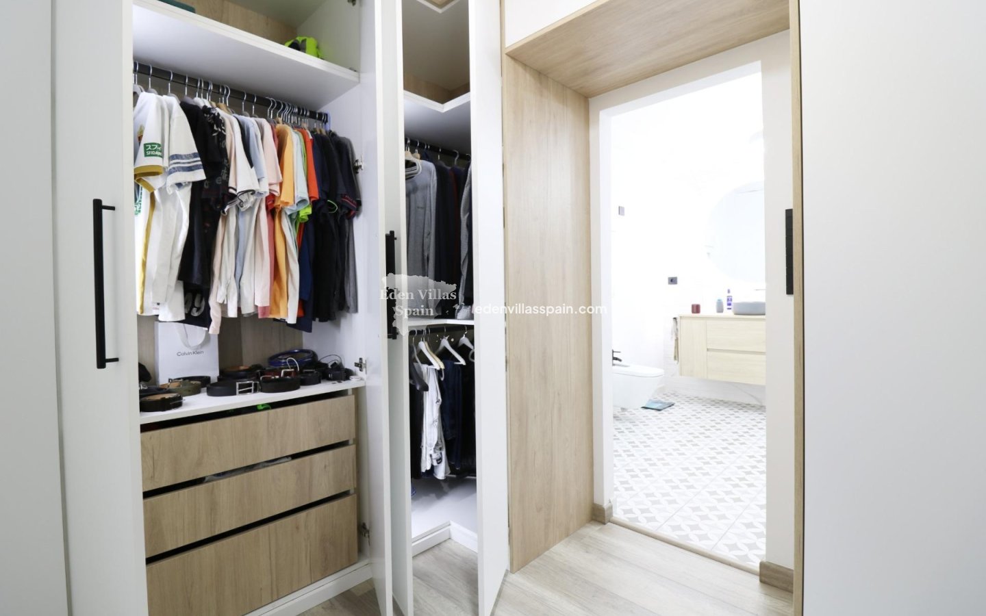 Revente - Maison de campagne - Santa Pola