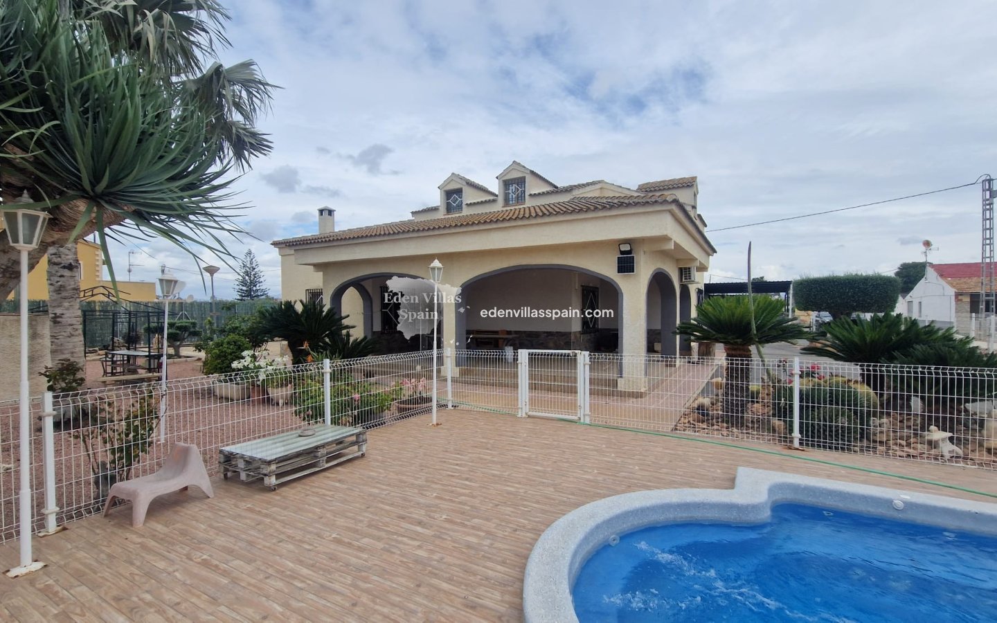 Revente - Maison de campagne - Santa Pola