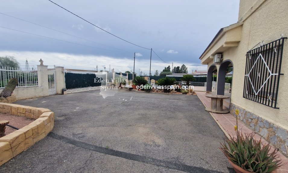Revente - Maison de campagne - Santa Pola
