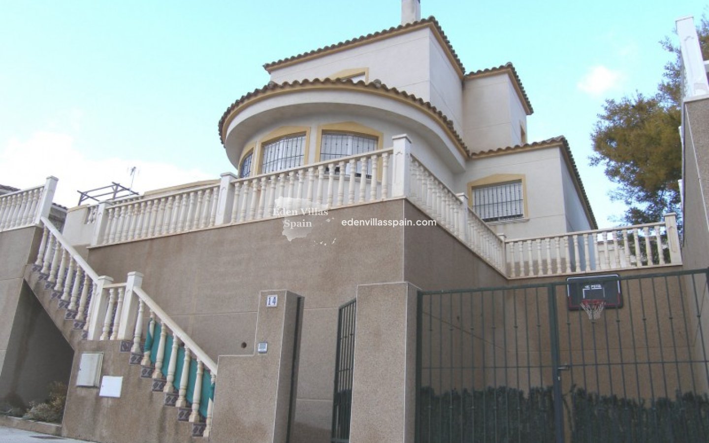 Revente - Maison de lotissement - Castalla