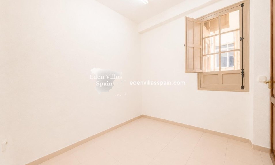 Segunda Mano - Apartamento - Alicante
