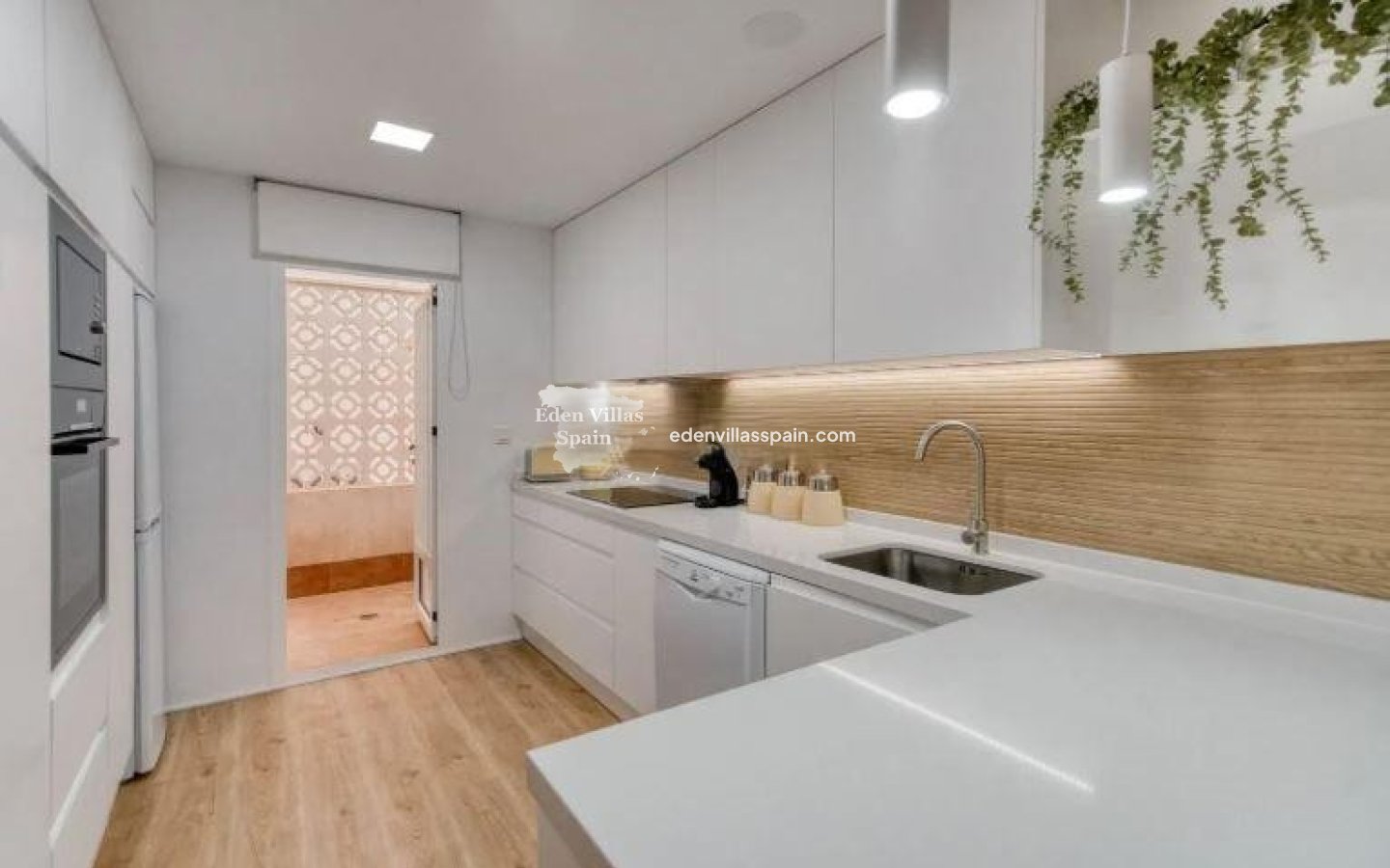 Segunda Mano - Apartamento en la costa - Arenales del Sol