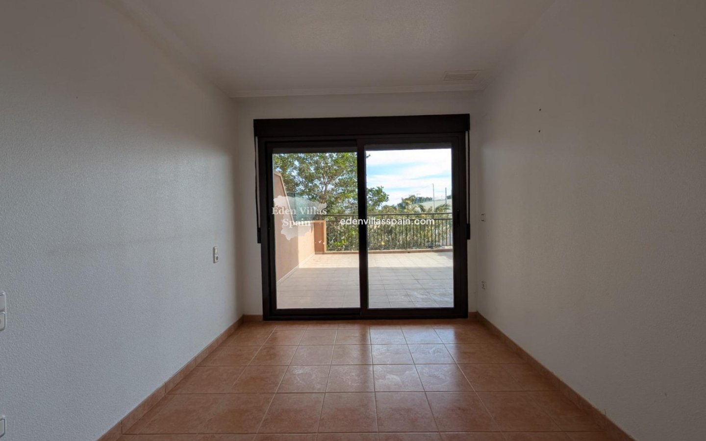 Segunda Mano - Apartamento en la costa - Arenales del Sol
