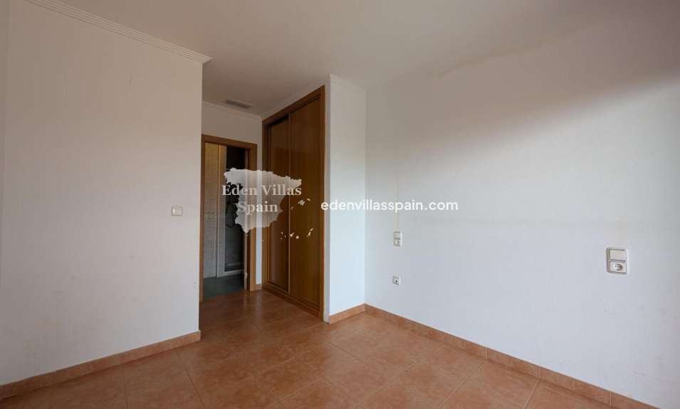 Segunda Mano - Apartamento en la costa - Arenales del Sol
