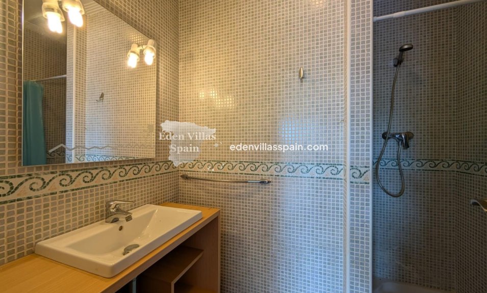 Segunda Mano - Apartamento en la costa - Arenales del Sol