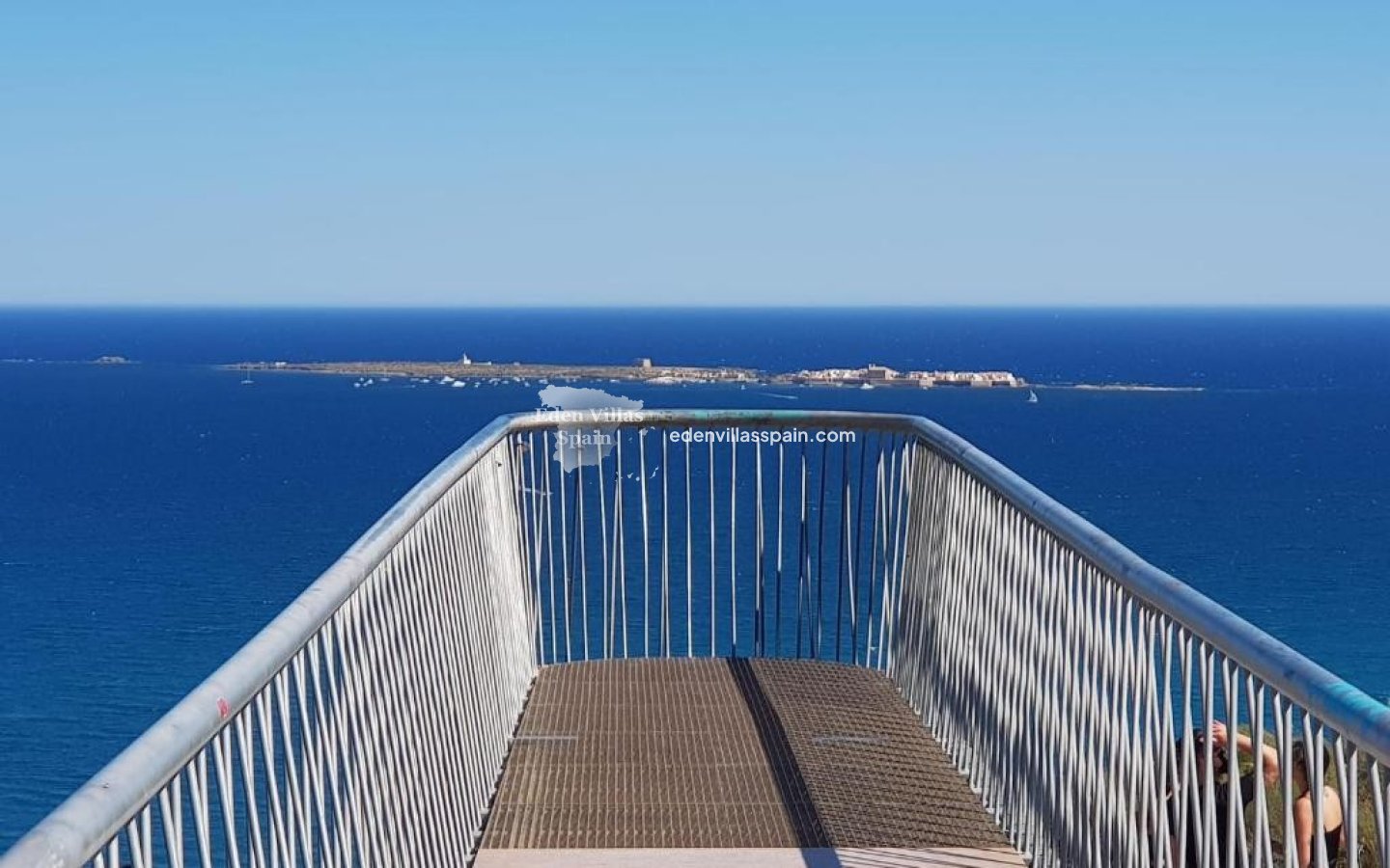 Segunda Mano - Apartamento en la costa - Arenales del Sol