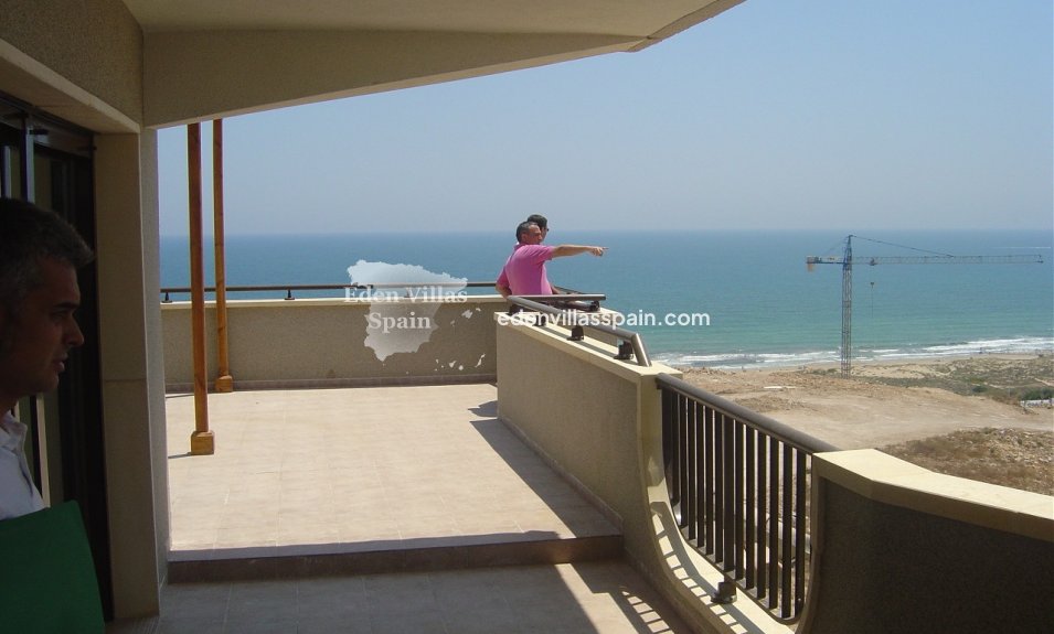 Segunda Mano - Apartamento en la costa - Arenales del Sol