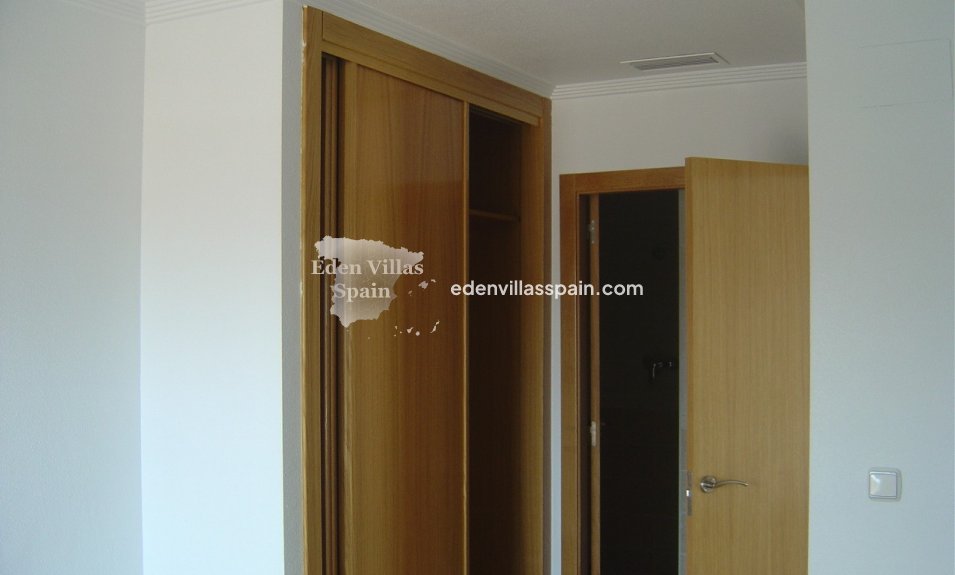 Segunda Mano - Apartamento en la costa - Arenales del Sol