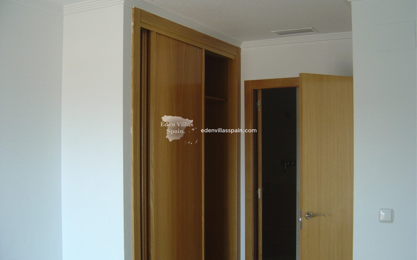 Segunda Mano - Apartamento en la costa - Arenales del Sol