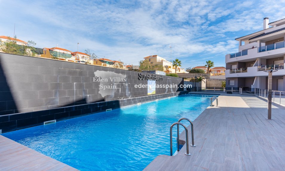 Segunda Mano - Apartamento en la costa - Orihuela Costa