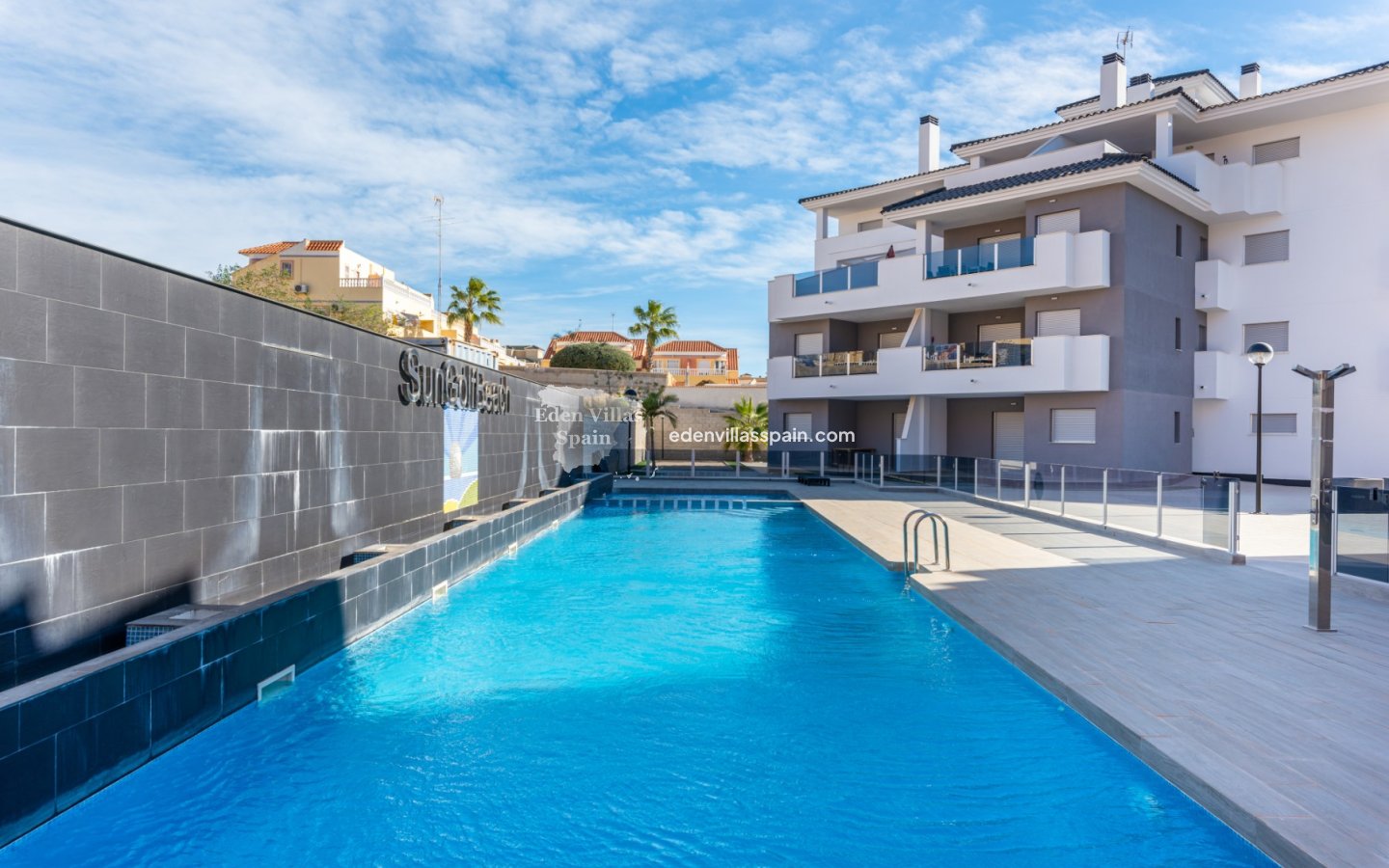 Segunda Mano - Apartamento en la costa - Orihuela Costa