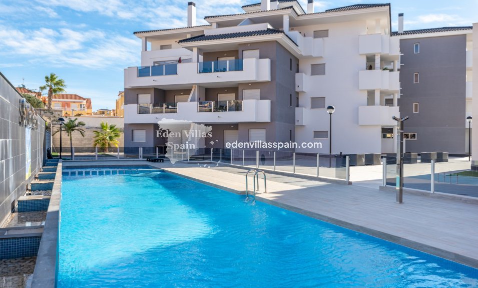 Segunda Mano - Apartamento en la costa - Orihuela Costa