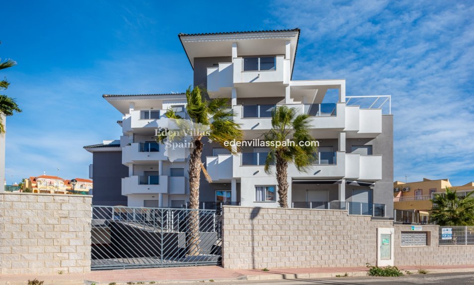 Segunda Mano - Apartamento en la costa - Orihuela Costa