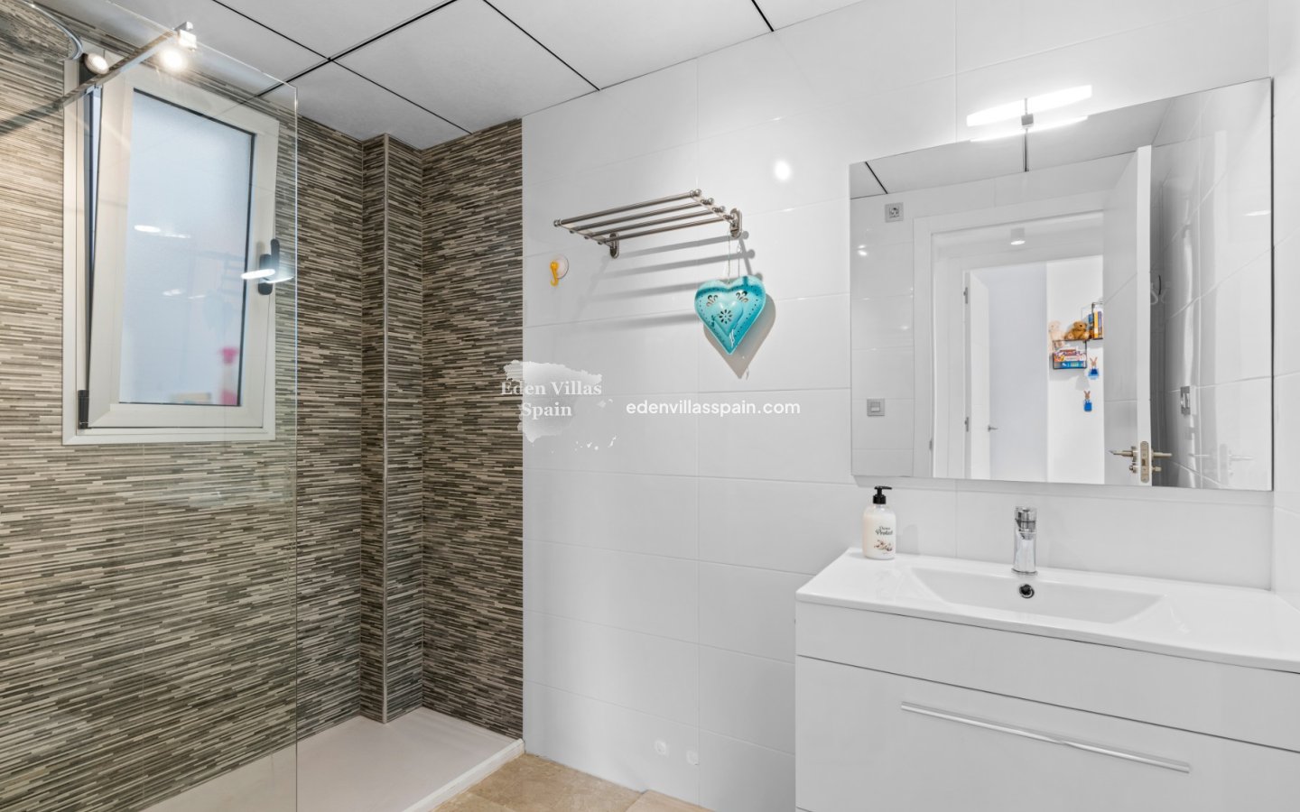 Segunda Mano - Apartamento en la costa - Orihuela Costa