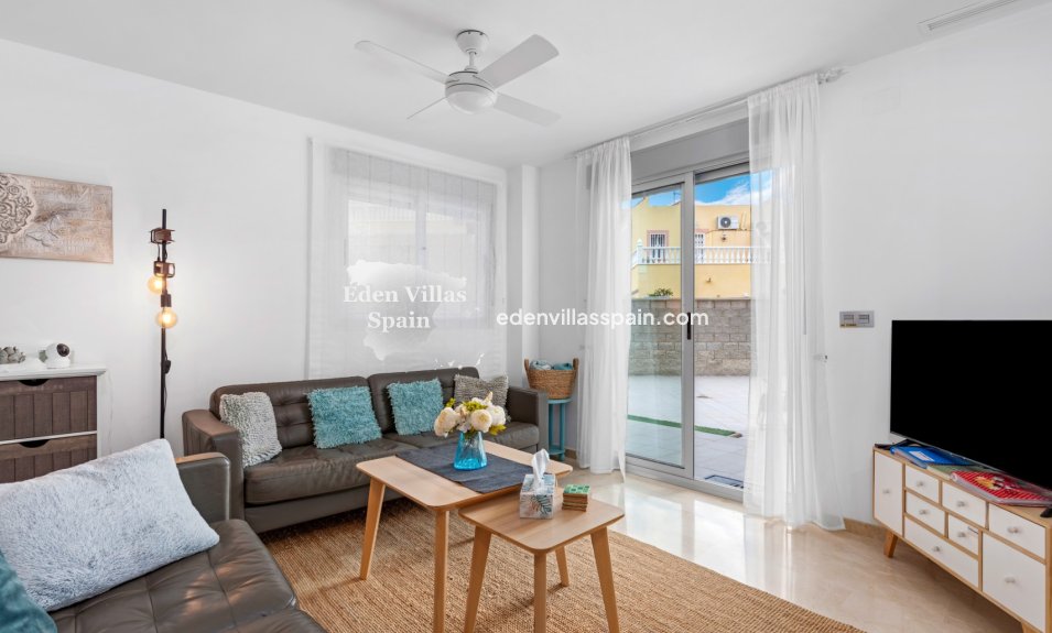 Segunda Mano - Apartamento en la costa - Orihuela Costa