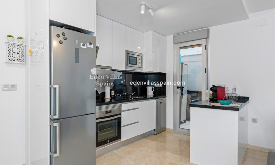 Segunda Mano - Apartamento en la costa - Orihuela Costa