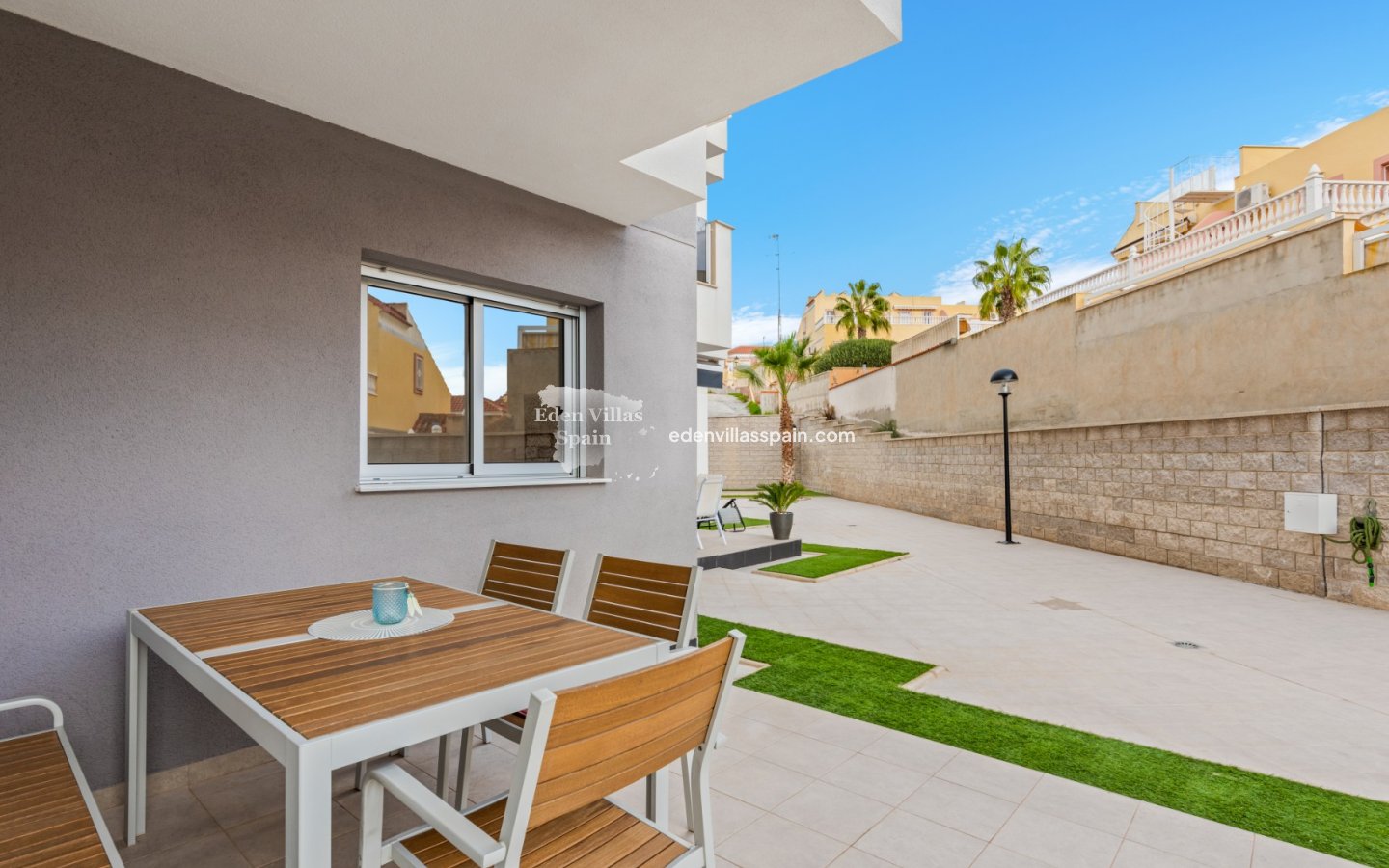 Segunda Mano - Apartamento en la costa - Orihuela Costa