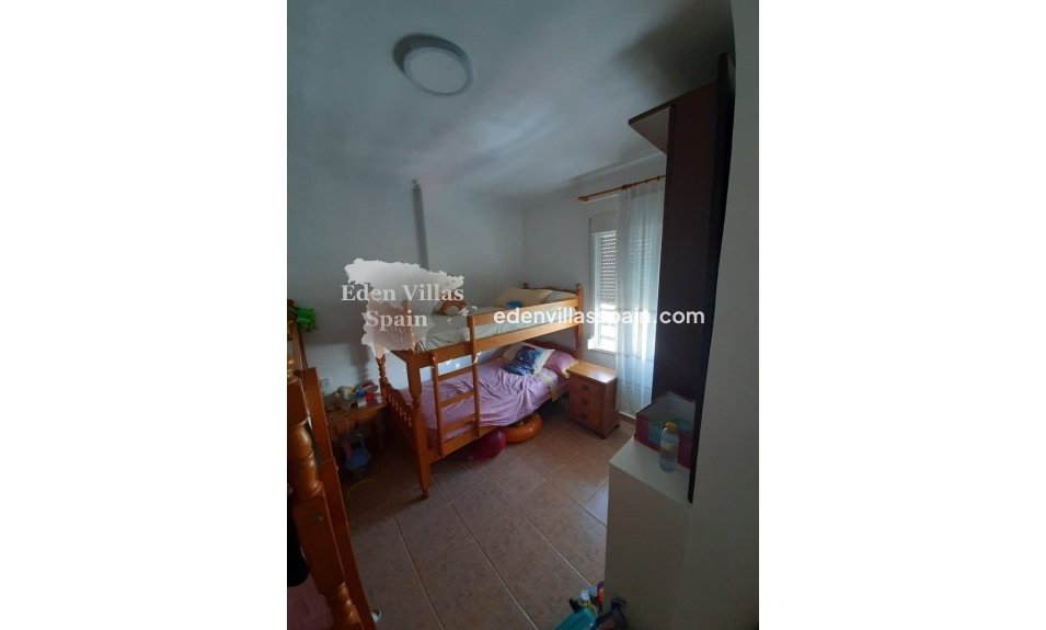 Segunda Mano - Apartamento en la costa - Torrevieja