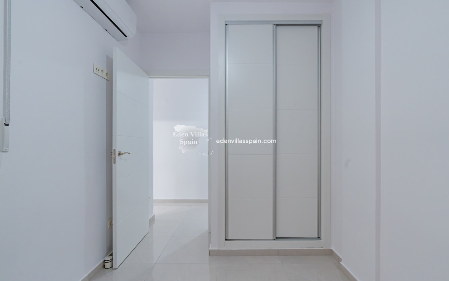 Segunda Mano - Apartamento en la costa - Torrevieja