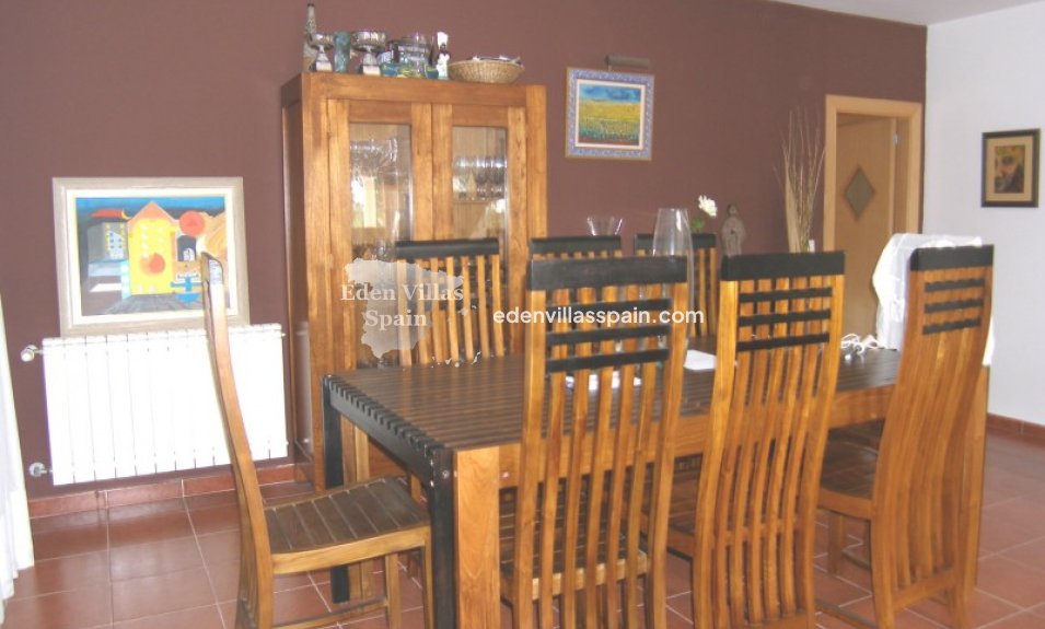 Segunda Mano - Casa de campo - Alicante